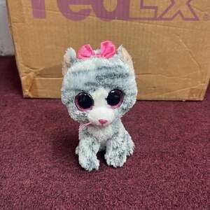 Ty Beanie Boos Kiki the Gray Tabby Cat Plush Pink Glitter Eyes 6-9 inch